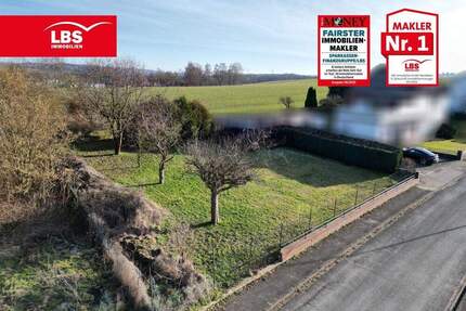 Top-Baugrundstück in ruhiger Lage - ideal für Eigennutzer & Investoren... - Extertal Silixen