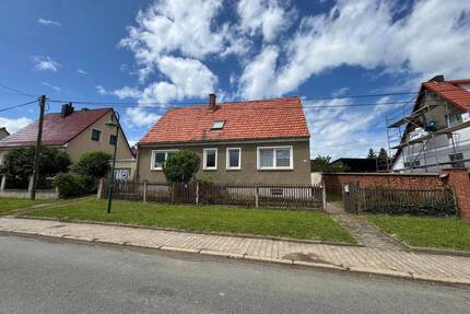 ***VERKAUFT*** Geräumiges Einfamilienhaus mit viel Potential zwischen Weimar und Erfurt - Hopfgarten Utzberg
