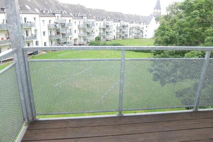 Beliebt im 1. Obergeschoss mit Balkon zur Hofseite - Chemnitz Bernsdorf