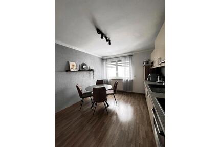 Zweifamilienaus - 299.000,00&nbsp;EUR Kaufpreis, ca.&nbsp; 221,00&nbsp;m&sup2; in Pirmasens (PLZ: 66953)