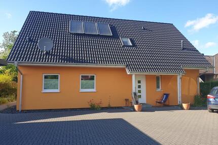 Großzügiges Einfamilienhaus mit Einliegerwohnung in Nordseenähe ! - Lunden
