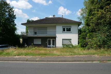 Haus zum Kaufen in Eitorf 380.000,00 € 141 m²