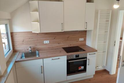 Helle kompl. renovierte 3-Zi.Wohnung mit neuer Einbauküche - Sarstedt