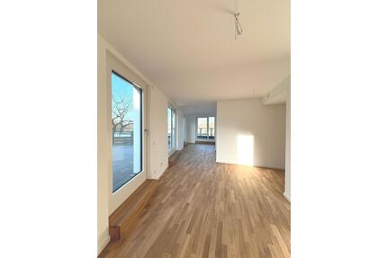 5- Zimmerwohnung mit großer Dachterrasse, Balkon und Stellplatz in Bahrenfeld! - Hamburg