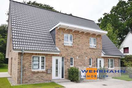 Haus zum Kaufen in Hoisdorf 660.000,00 € 117.59 m²