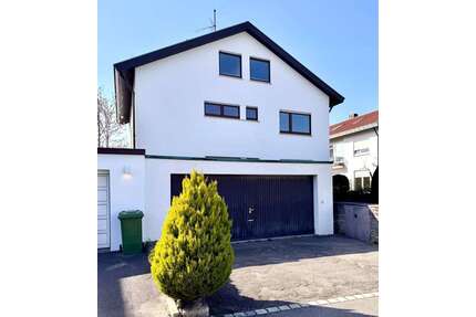 Haus zum Kaufen in Stuttgart 1.350.000,00 € 228 m²