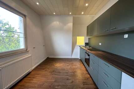 Wohnung zum Mieten in Bischofsheim 850,00 € 48 m²