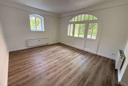 Wohnung zum Mieten in Görlitz 305,00 € 37.91 m²