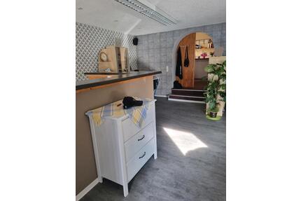 grozügige 1Raum Wohnung - 364,00&nbsp;EUR Kaltmiete, ca.&nbsp; 62,00&nbsp;m&sup2; in Weißwasser (Oberlausitz) (PLZ: 02943)