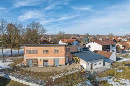 Haus zum Kaufen in Kirchham 499.000,00 € 195.17 m²