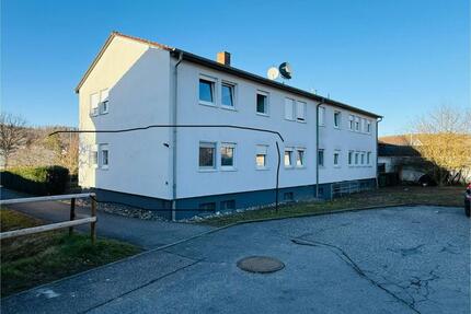 Ruhig mit Stellplatz und schönem Garten - Maulbronn