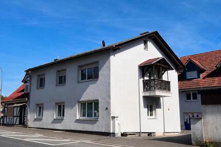 Vermietetes Zweifamilienhaus mit Nebenwohnhaus zu verkaufen - Schotten