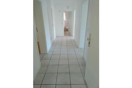Mietwohnung - 860,00&nbsp;EUR Kaltmiete, ca.&nbsp; 98,00&nbsp;m&sup2; in Oberhausen (PLZ: 46149) Biefang