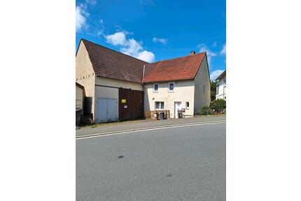 Wohnhaus mit Scheune und Garage ehem. Bauernhof - Wildflecken
