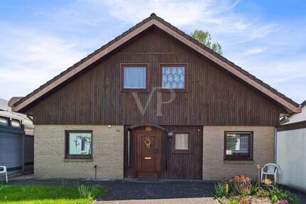 Einfamilienhaus mit viel Platz und ca. 223 m² Wohnflächen-Ausbaupotential nahe IN-Stadtmitte - Ingolstadt