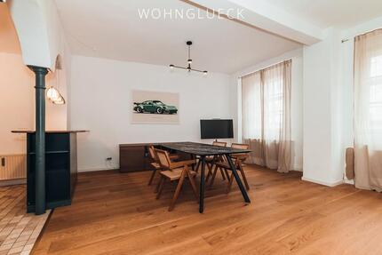 HOCHWERTIG MÖBLIERTE 2,5-ZIMMER- WOHNUNG AUGSBURGER INNENSTADT