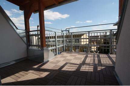 Wohnung zum Mieten in Plauen 610,00 € 109.51 m²