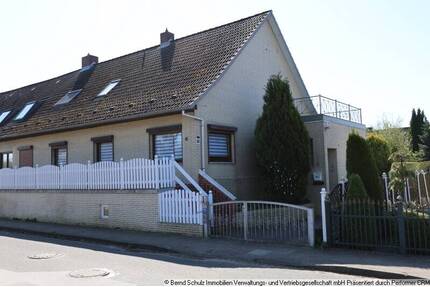 geräumige Doppelhaushälfte mit großem Garten - nach WEG aufgeteilt! - Schenefeld