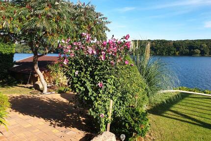 Einzigartiges Wassergrundstück mit Haus und Bootshaus am Kalksee - Woltersdorf