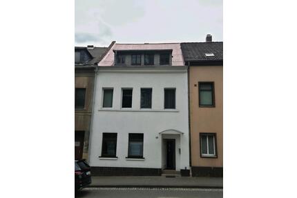 Einfamilien Haus - 75.000,00&nbsp;EUR Kaufpreis, ca.&nbsp; 130,00&nbsp;m&sup2; in Werdau (PLZ: 08412)