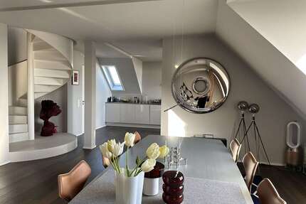 Wohnung zum Kaufen in Wiesbaden 1.980.000,00 € 200 m²