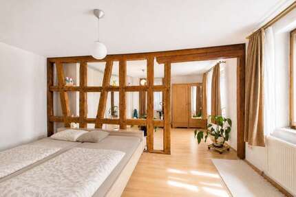 Haus zum Kaufen in Alpirsbach 209.000,00 € 218 m²