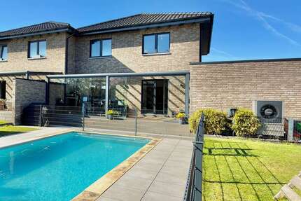 Haus zum Kaufen in Brüggen 695.000,00 € 166 m²