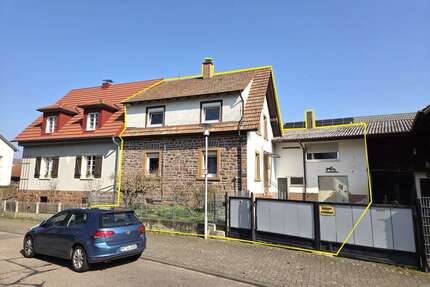 Haus zum Kaufen in Karlsruhe 299.000,00 € 124 m²