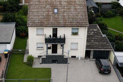 Einfamilienhaus in Top Lage - 665.000,00&nbsp;EUR Kaufpreis, ca.&nbsp; 153,00&nbsp;m&sup2; in Linsengericht (PLZ: 63589)