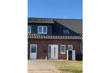 Modernes Reihenhaus mit 4 Zimmern & EBK in Soltau-Drögenheide
