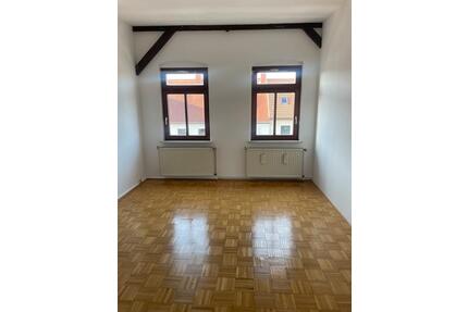 Sonnige Dachgeschosswohnung in Halle Giebichenstein ab Juni 2026 - Halle (Saale) Frohe Zukunft