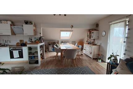 Exklusive DG Wohnung Frontenhausen Balkon, Carport, Keller, Küche