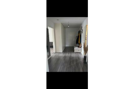 WG Zimmer in Barmbek - 650,00&nbsp;EUR Kaltmiete, ca.&nbsp; 85,00&nbsp;m&sup2; in Hamburg (PLZ: 22177) Wandsbek