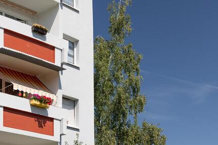 Ruhig wohnen und Leben - 210,00&nbsp;EUR Kaltmiete, ca.&nbsp; 56,03&nbsp;m&sup2; in Halle (Saale) (PLZ: 06132) Silberhöhe