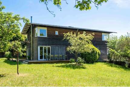 Haus zum Kaufen in Regensburg 1.680.000,00 € 197 m²