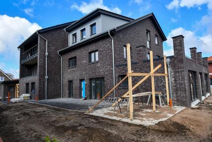 Erstbezug - Neubauwohnung mit Einbauküche, Dachterrasse und PKW-Stellplatz in Altenoythe - Friesoythe