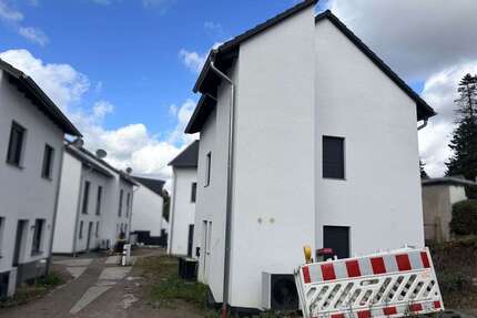 Haus zum Kaufen in Solingen 439.000,00 € 98 m²