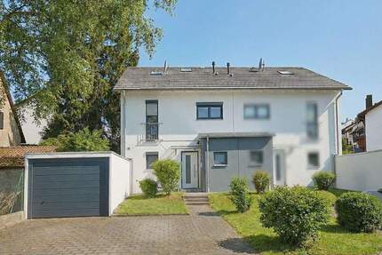 Platz für die Familie: Lichtdurchflutete Doppelhaushälfte mit großzügiger Terrasse - Waldenbuch
