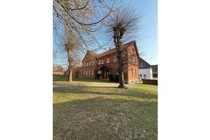 Großes Haus mit Keller, 262 m², Garten & Einliegeroption - Aerzen