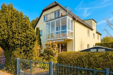 Fast wie im Einfamilienhaus: sonnige Wohnung mit eigenem Garten in U-Bahnnähe - Berlin / Rudow