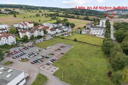 Grundstück in Niefern-Öschelbronn 650.000,00 € 2500 m²