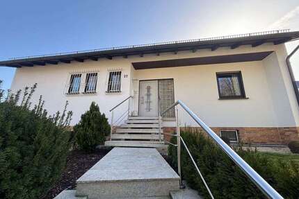 Haus zum Kaufen in Coburg 329.000,00 € 90 m²