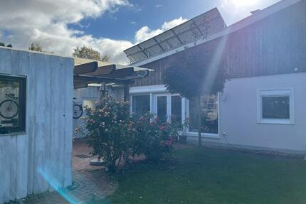 Eigenheim mit zwei zusätzlichen Mietwohnungen - Barmstedt