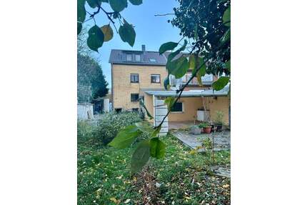 VB! Modernes Einfamilienhaus in 52353 Düren, mit tollem Garten