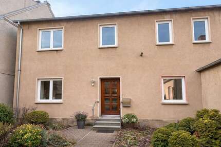 Haus zum Kaufen in Gramzow 250.000,00 € 225 m²