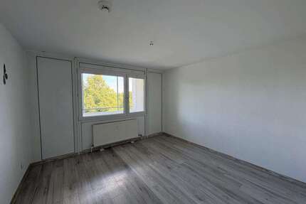 Wohnung zum Mieten in Velbert 549,00 € 73.39 m²