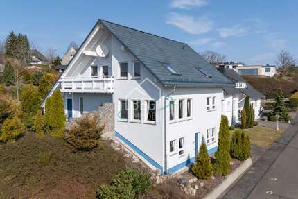 Haus zum Kaufen in Idar-Oberstein 449.000,00 € 174.21 m²