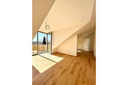 Neubau...! Lichtdurchflutete 2-Zimmer-Dachgeschosswohnung mit Balkon auf Gut Deutschhof...! - Schweinfurt