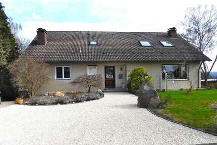 Haus zum Kaufen in Breitscheid 560.000,00 € 350 m²