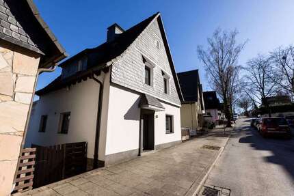 Haus zum Kaufen in Heiligenhaus 460.000,00 € 190 m²